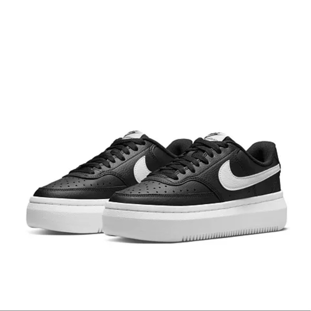 Women's Court Vision Alta Leather Platform Casual Sneakers